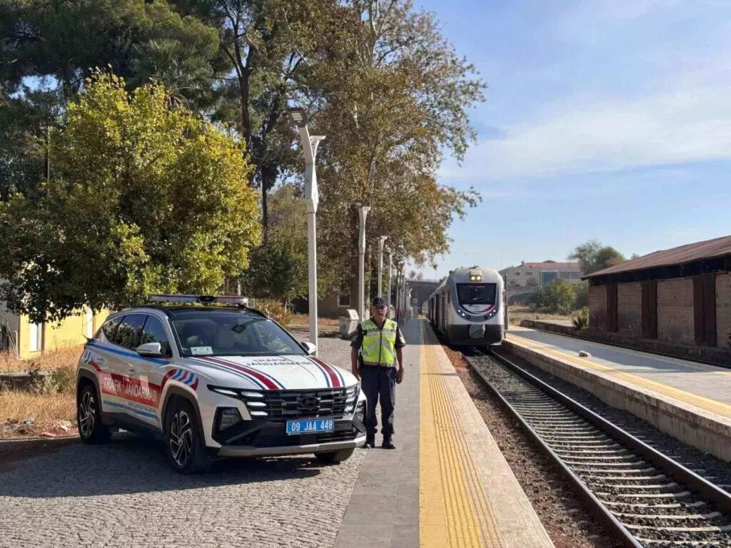 Aydın’da Jandarma Hemzemin Geçitlerde Güvenlik Önlemlerini Artırdı