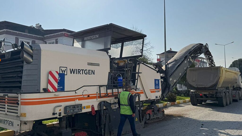 Başkan Çerçioğlu Nazilli’nin yollarını yeniliyor
