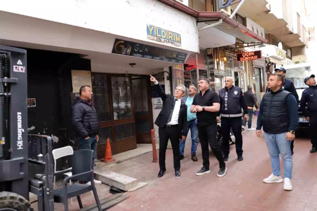 Nazilli’de Ayakkabıcılar Sokağı Yenileme Çalışmaları Başladı