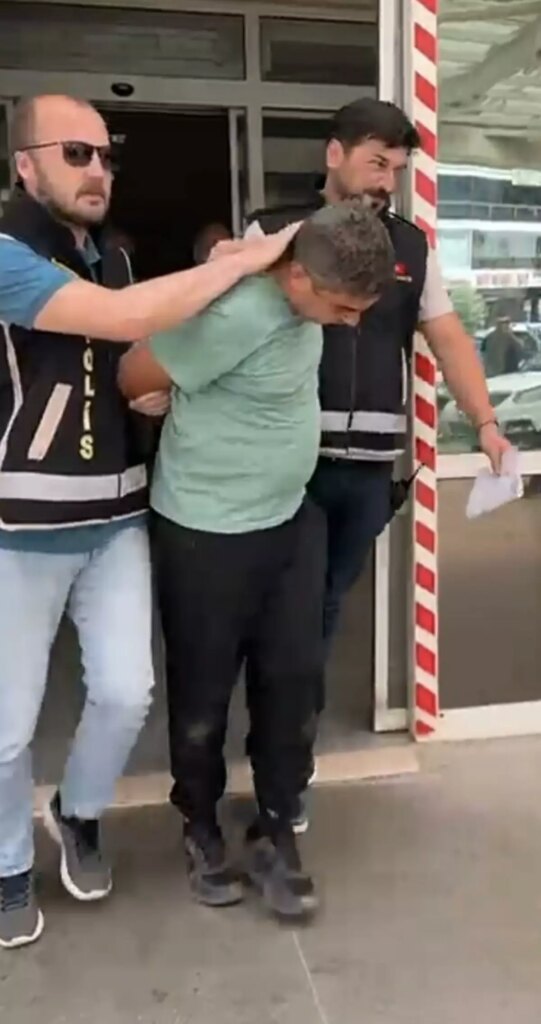 Şüpheli itfaiyeci: ‘Birini ara, doğal gaz kokusuna baktır’ mesajını görmedim