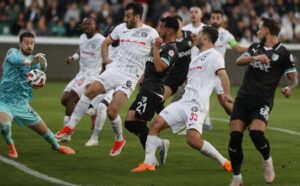 Bodrumspor, 10 kişi kalan Çorum’u farklı geçti