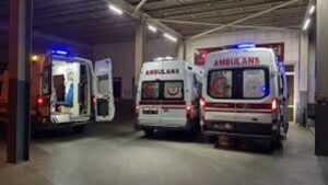 Kuyucak’ta korkutan kaza! Araçlar kavşakta çarpıştı